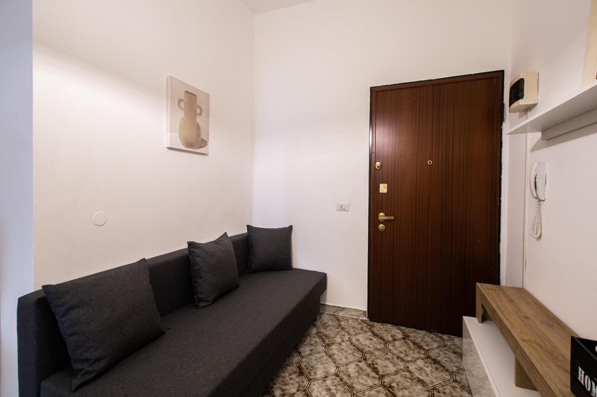 Milano-Linate Suite Self Check In & Free Parking Екстериор снимка